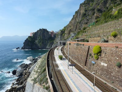 Explore Manorola In Cinque Terre: Places To Hike And Visit