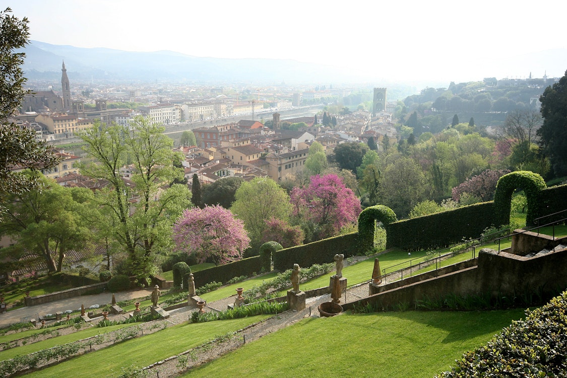 Bardini Garten Visit the Bardini Gardens in Florence for its Flowers & Views