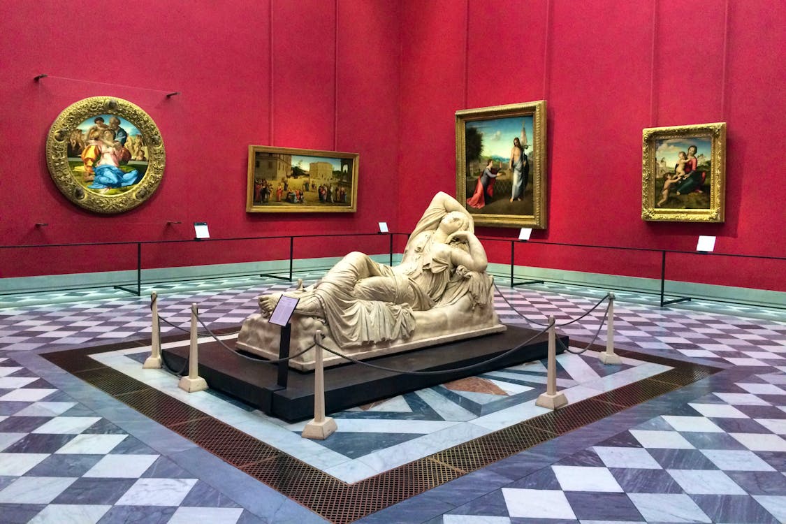 Galleria Degli Uffizi Opere Più Importanti Uffizi Gallery: Galleria degli Uffizi in Florence, Italy